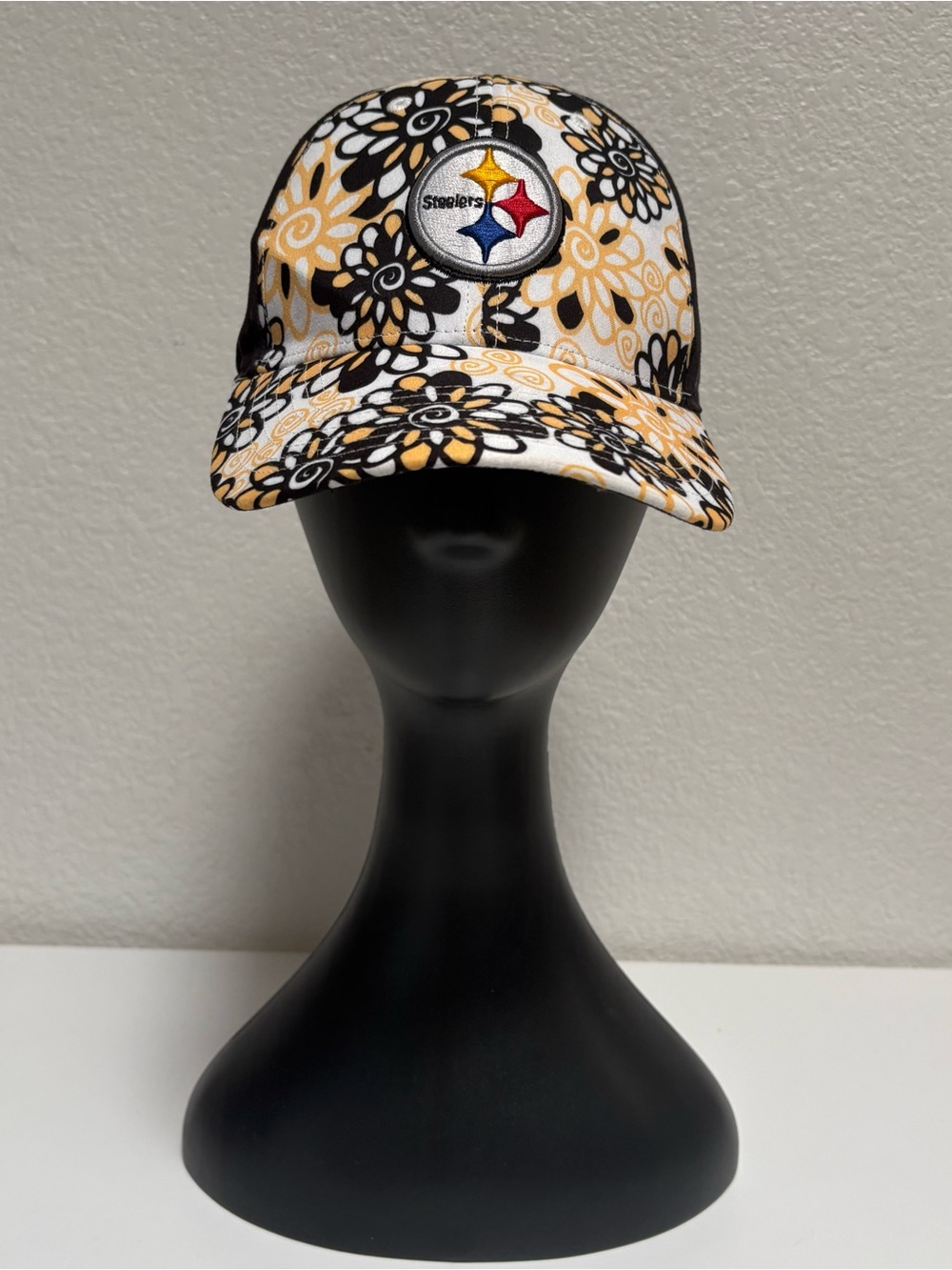 NFL Kids Adjustable Black and Yellow Pittsburgh Steelers Hat